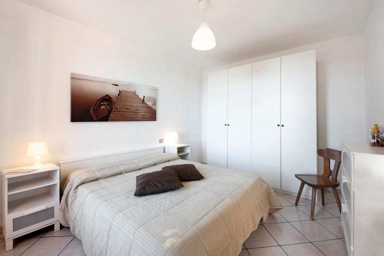 ואראצה Trilocale In Villa Vista Mare Apt 3 מראה חיצוני תמונה